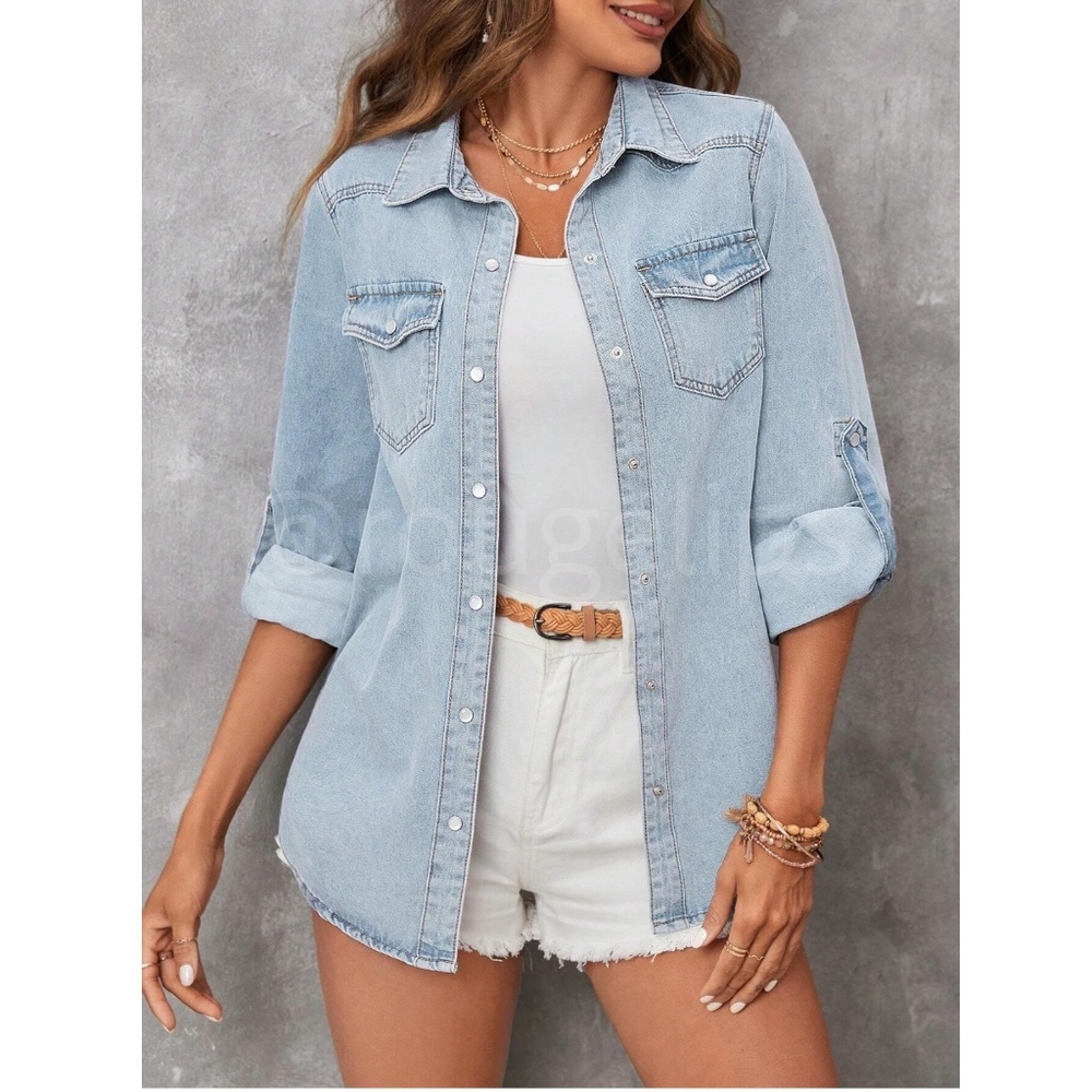 Light Wash Blue Flap Pocket Roll Tab Long Sleeve Denim Button Up Down Shirt